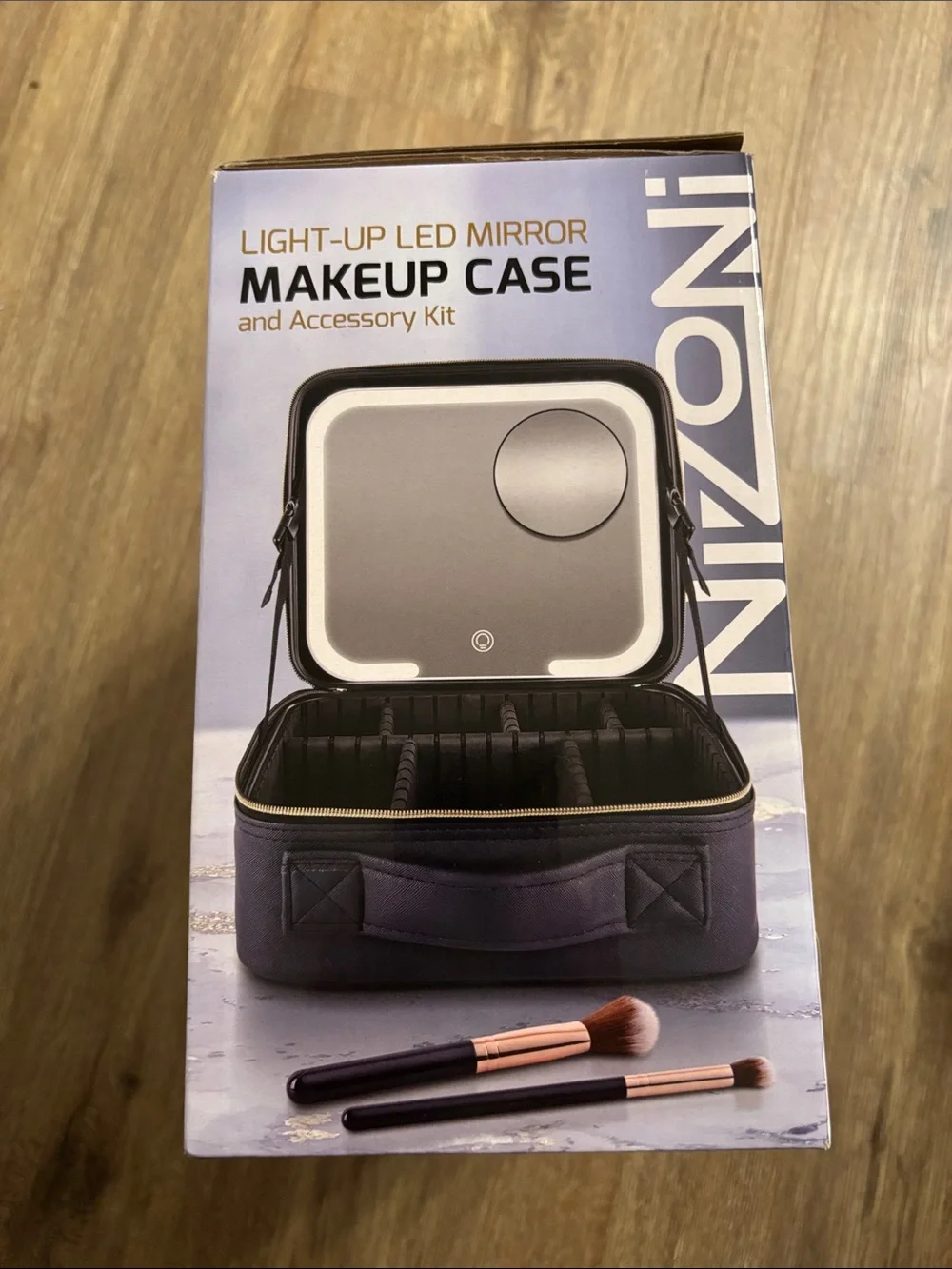 NiZoni Light-Up LED Mirror Makeup Case in Navy